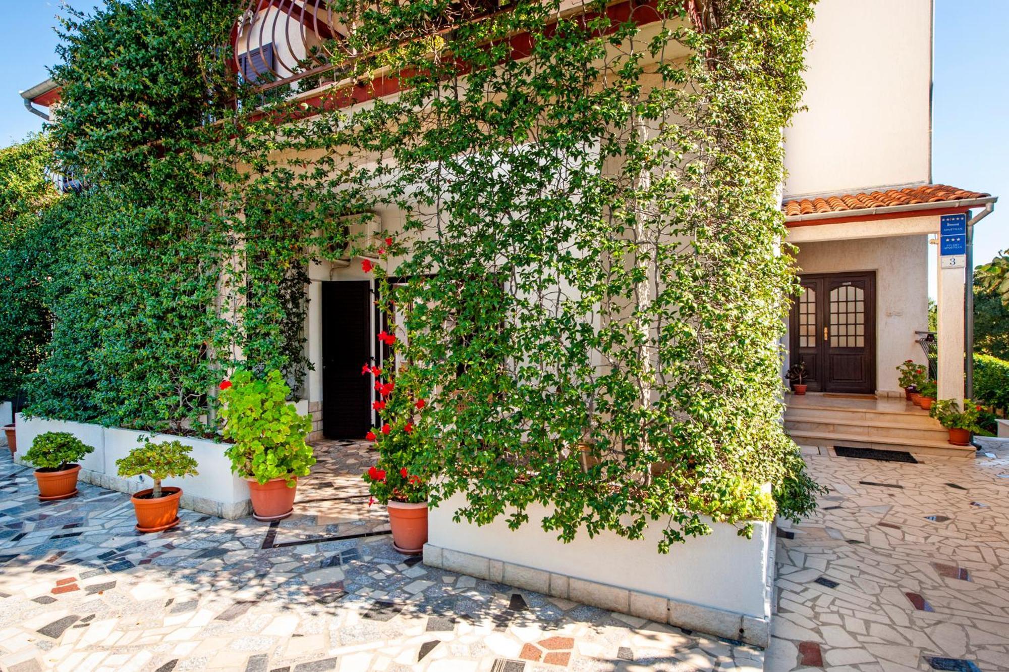 Anamarija Apartment